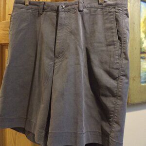 TOMMY BAHAMA SHORTS STYLE: "Ashore Thing" Color: "Grey Fog"-Size:33 NEW $99
